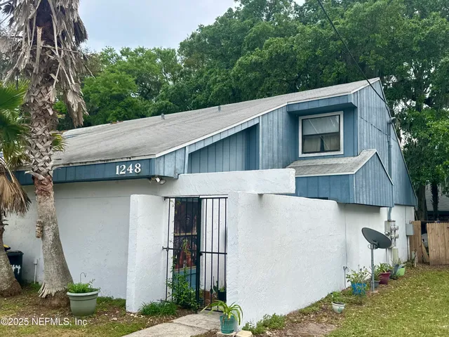 $220,000 | 1248 Wonderwood Drive, Jacksonville, FL 32233
