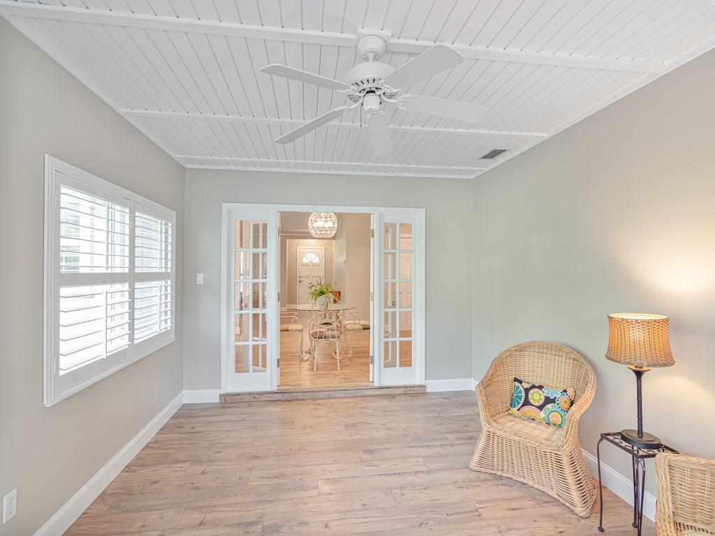 616 Holly Road Vero Beach, FL 32963 - Photo 17 of 36 Gallery Image 17
