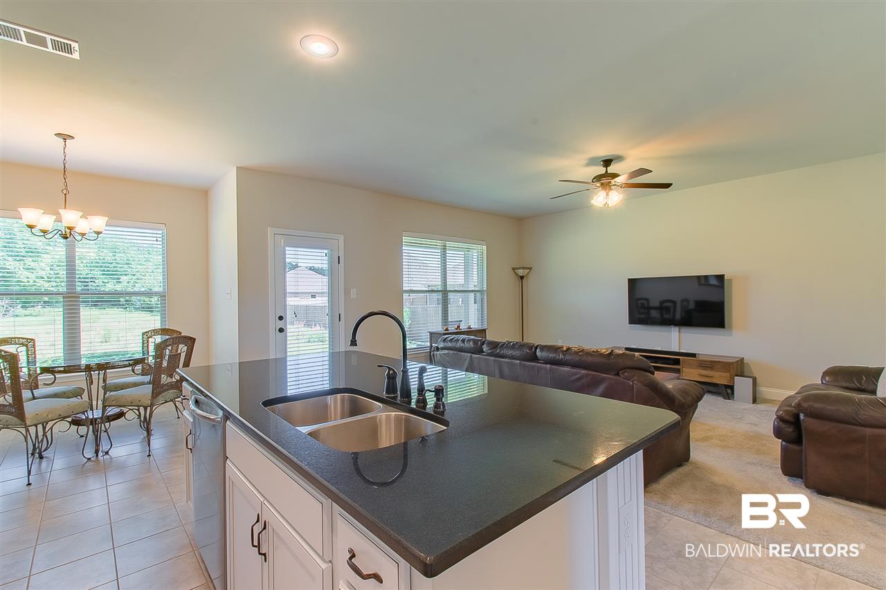 21238 Merlot Loop Silverhill, AL 36576 - Photo 12 of 23 Kitchen