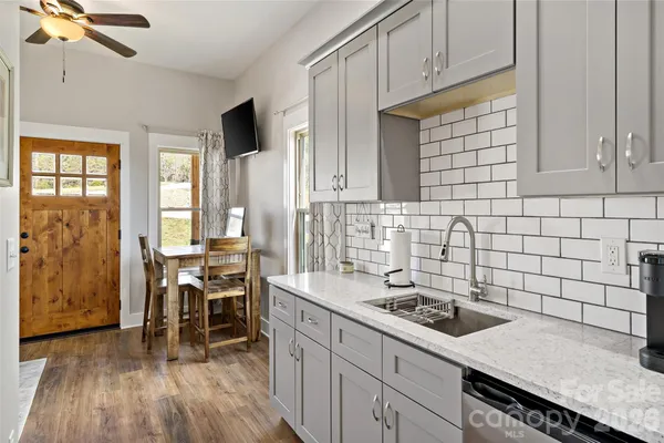 $1,189,000 | 207 Lake Crest Drive, Unit 11, Nebo, NC 28761