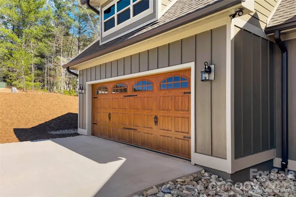 $1,189,000 | 207 Lake Crest Drive, Unit 11, Nebo, NC 28761