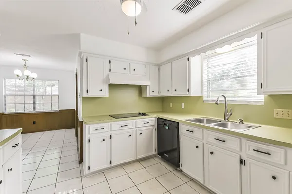 $1,995 | 6915 Chancellor Drive, Spring, TX 77379