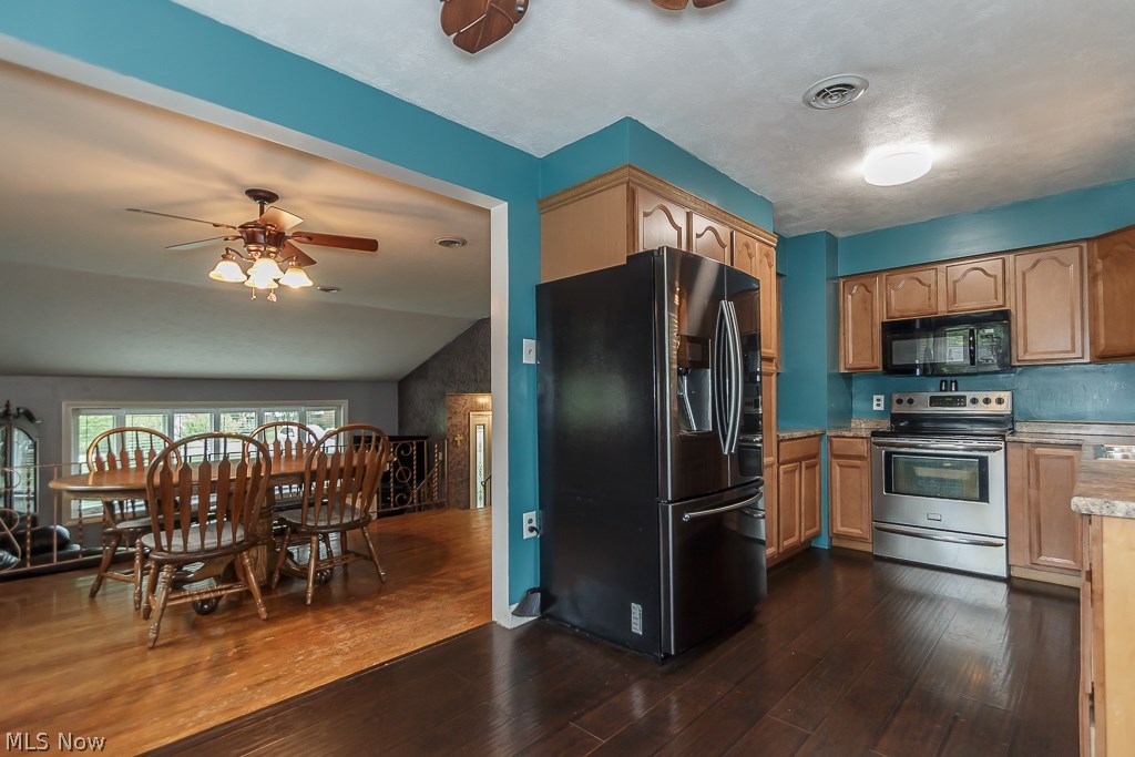 7801 Chillicothe Road Mentor, OH 44060 - Photo 2 of 32 Gallery Image 2