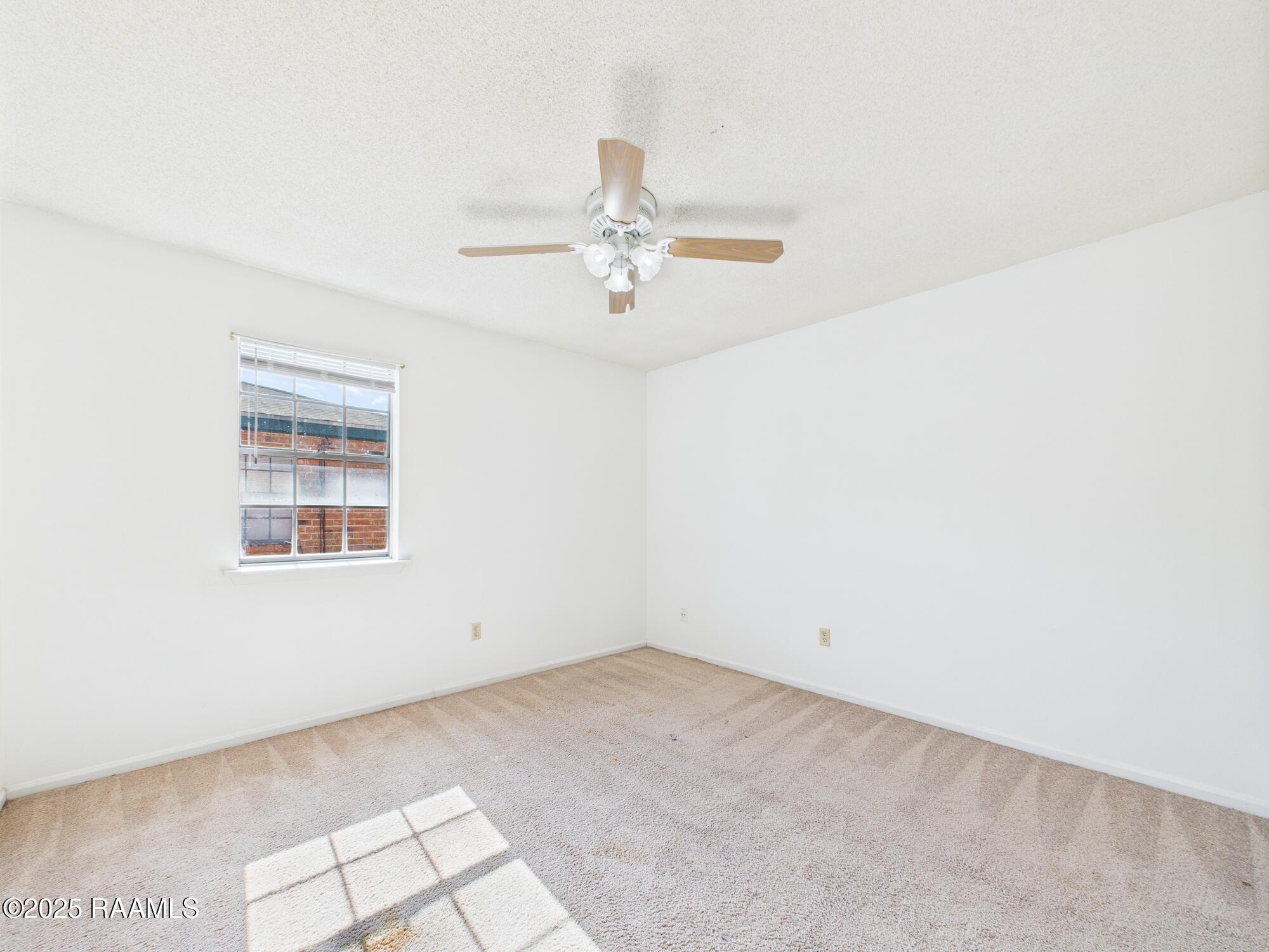 114 Hummingbird Lane, Unit D Lafayette, LA 70506 - Photo 15 of 27 CAM03866G0-PR0096-STILL012