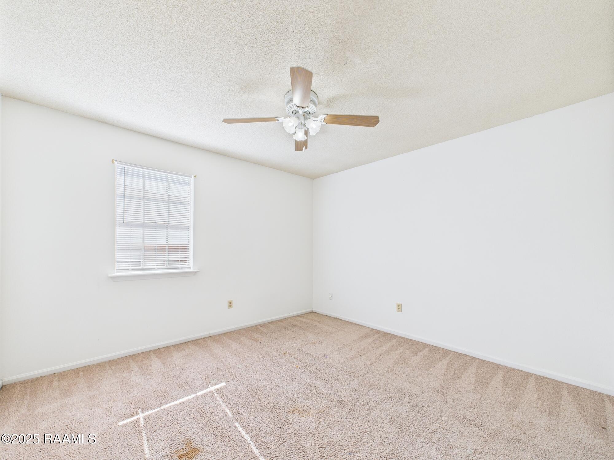 114 Hummingbird Lane, Unit D Lafayette, LA 70506 - Photo 19 of 27 CAM03866G0-PR0096-STILL011