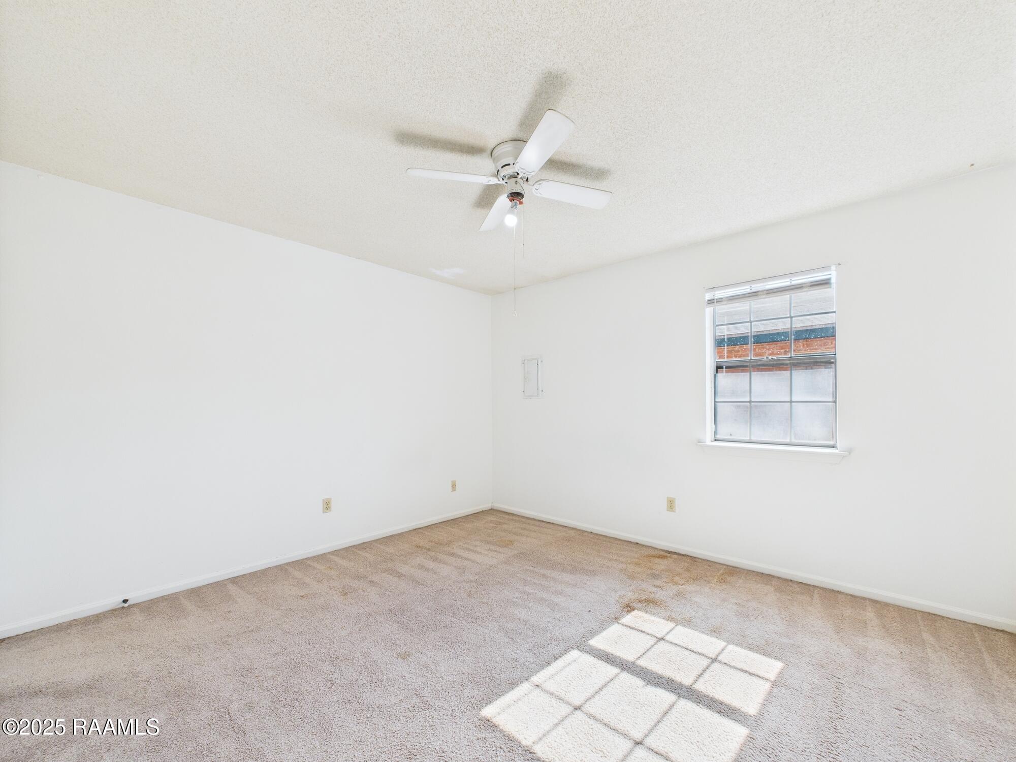 114 Hummingbird Lane, Unit D Lafayette, LA 70506 - Photo 21 of 27 CAM03866G0-PR0096-STILL014