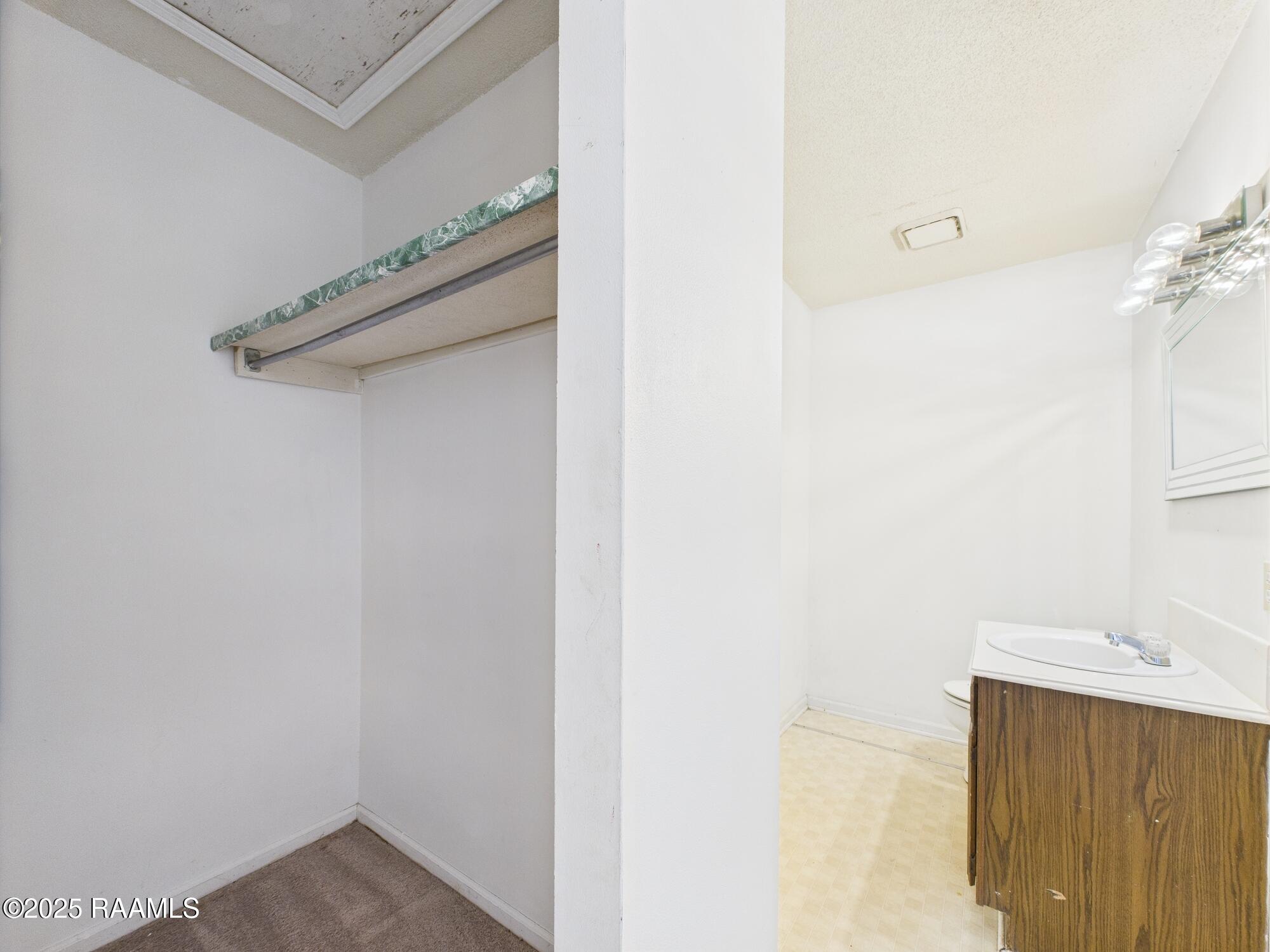 114 Hummingbird Lane, Unit D Lafayette, LA 70506 - Photo 22 of 27 CAM03866G0-PR0096-STILL016