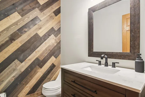 $640,000 | 44W552 Volkening Circle, Hampshire, IL 60140