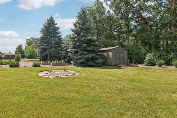$640,000 | 44W552 Volkening Circle, Hampshire, IL 60140