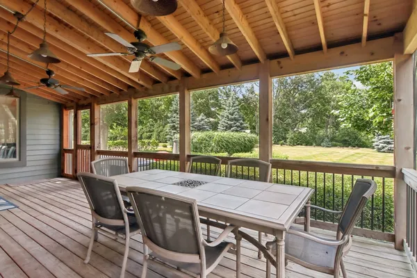 $640,000 | 44W552 Volkening Circle, Hampshire, IL 60140