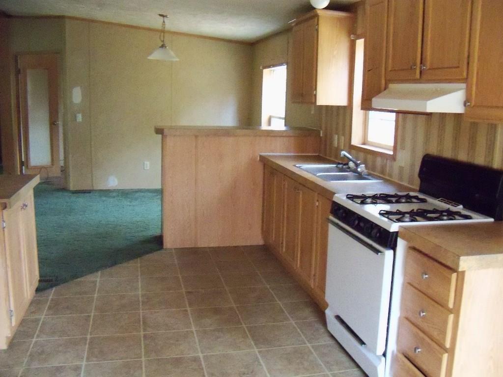 86 Tobey Road South China, ME 04358 - Photo 4 of 15 Photo