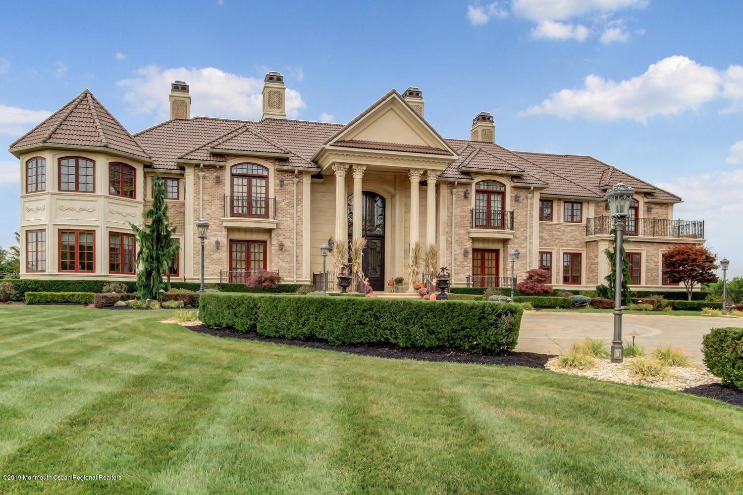 10 Mockingbird Drive Colts Neck, NJ 07722 - Photo 2 of 57 Premiere Exclusive Estate in-large-004-4