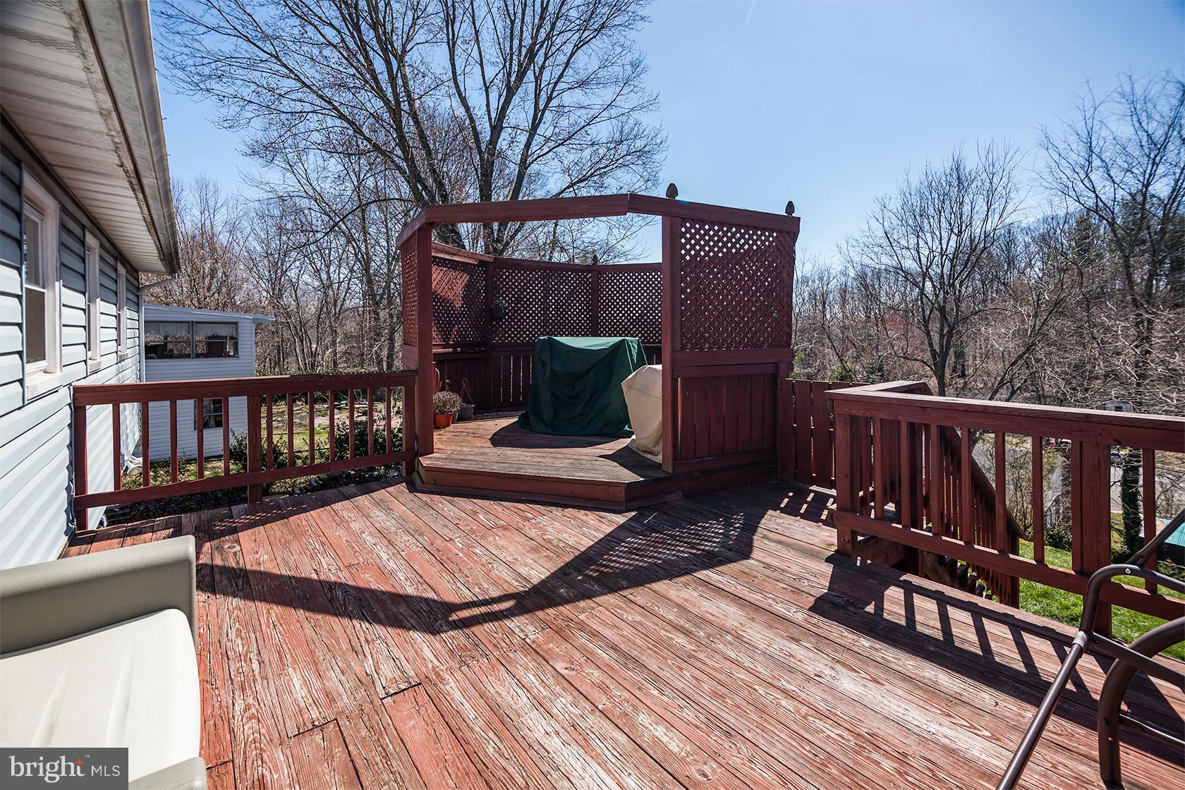 13643 Kingsman Road Woodbridge, VA 22193 - Photo 26 of 30 Exterior (Rear)