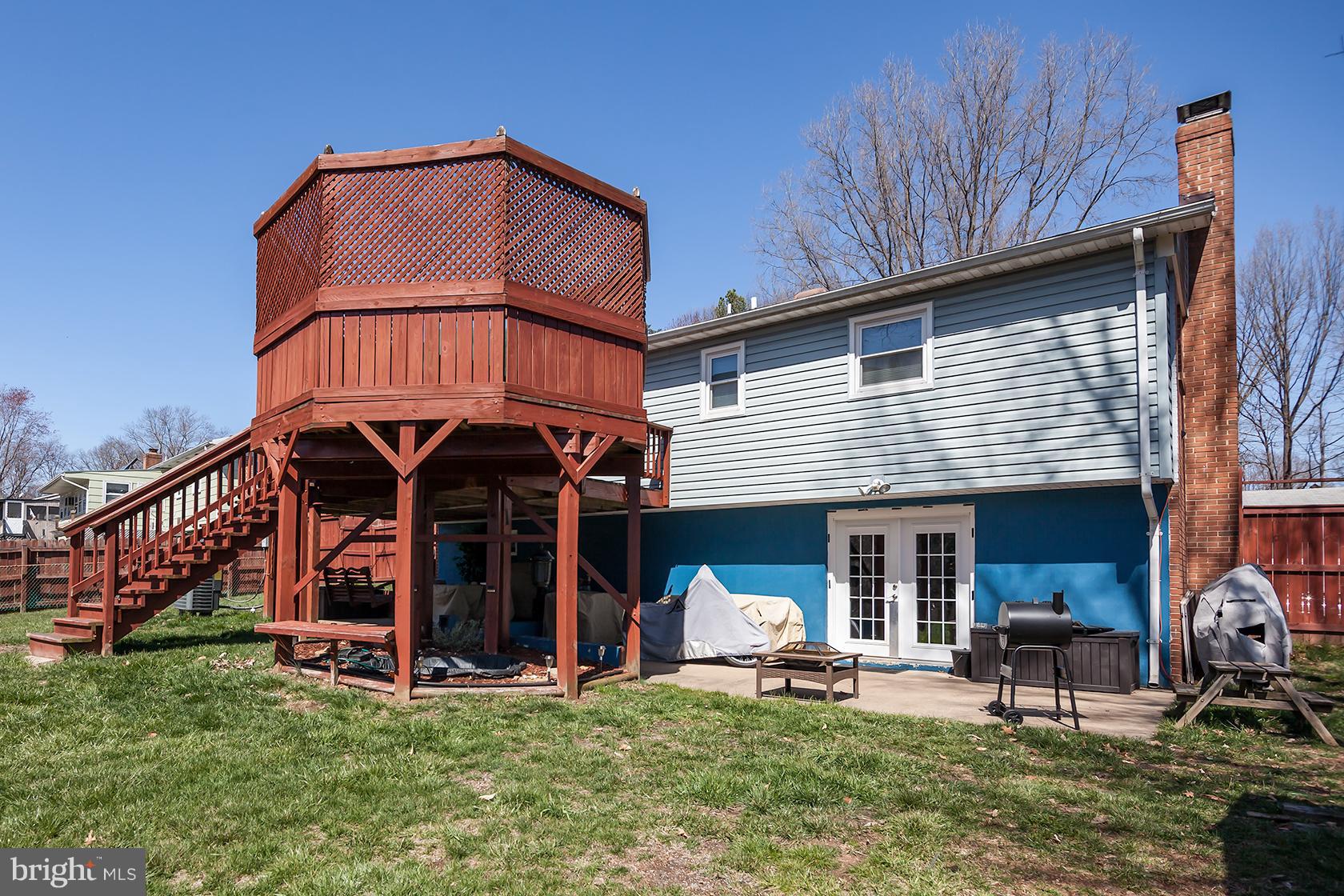 13643 Kingsman Road Woodbridge, VA 22193 - Photo 27 of 30 Exterior (Rear)