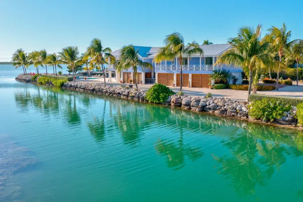 $5,200,000 | 17013 Coral Drive, Sugarloaf, FL 33042