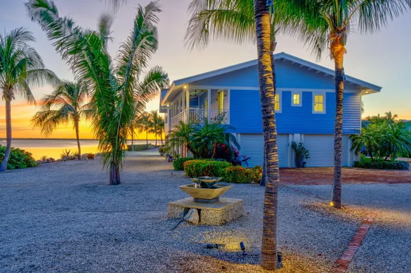 $5,200,000 | 17013 Coral Drive, Sugarloaf, FL 33042