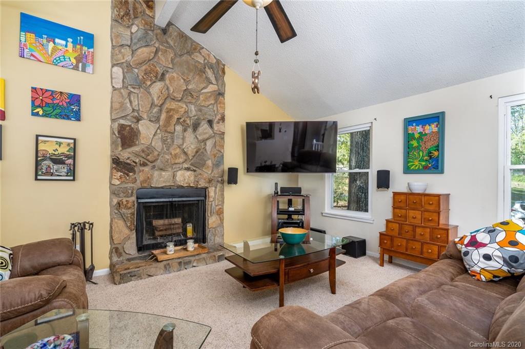 8449 Barncliff Road Charlotte, NC 28227 - Photo 3 of 21 Gallery Image 3