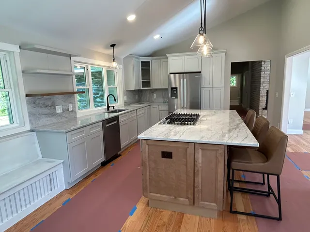 $899,900 | 19 Crown Hill Road, Atkinson, NH 03811