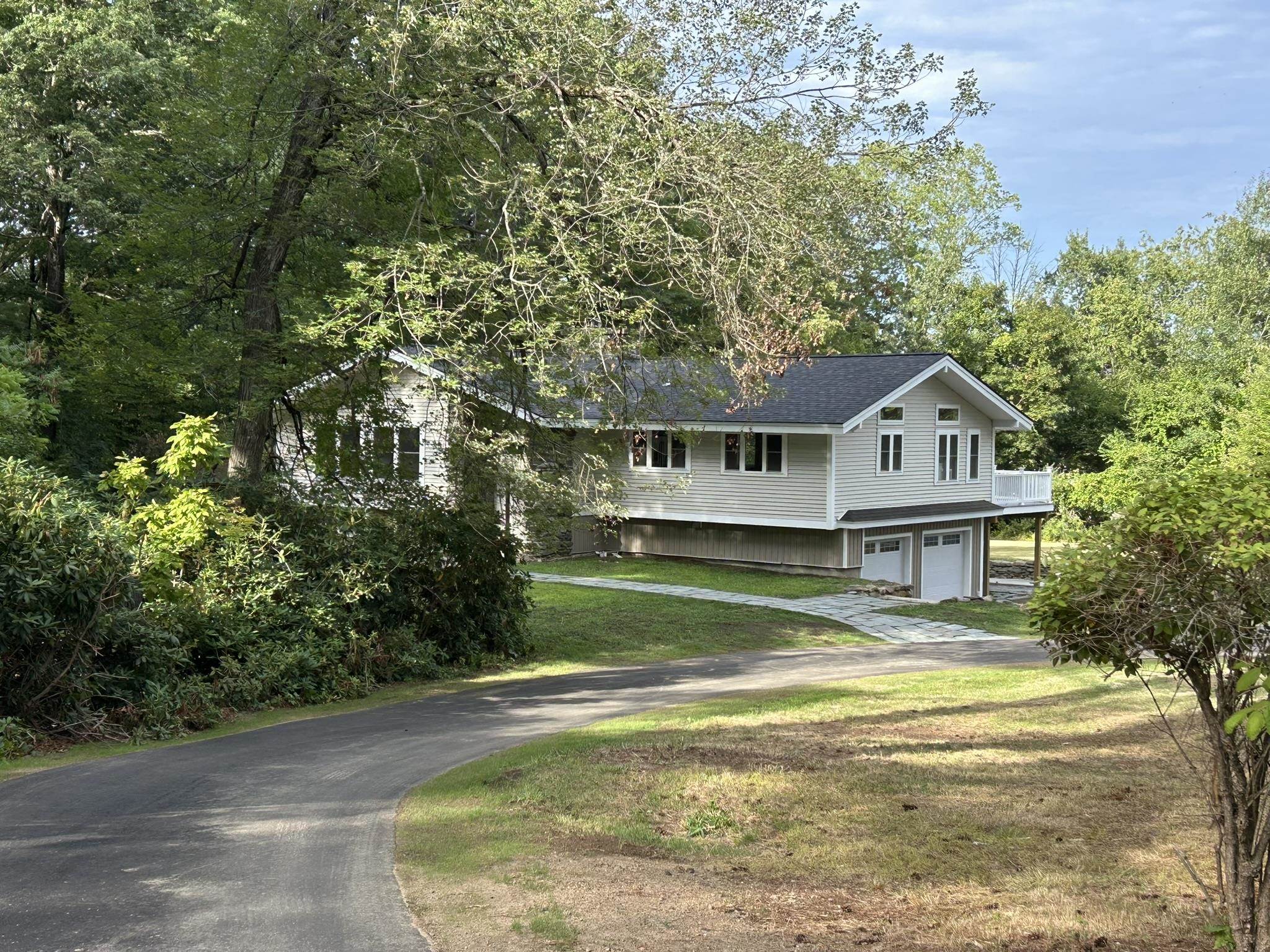 19 Crown Hill Road Atkinson, NH 03811 - Photo 4 of 21