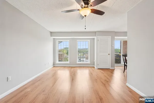 $325,000 | 44 Lakeside Avenue, Unit 44, Pompton Lakes, NJ 07442