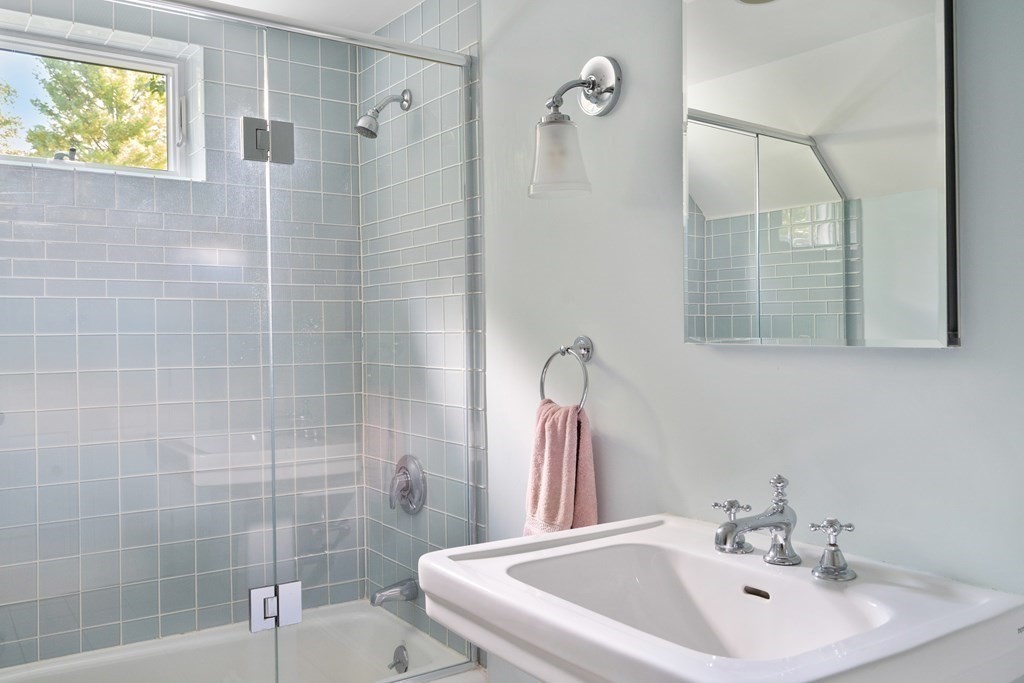 8 Nob Hill Road Wayland, MA 01778 - Photo 25 of 28 a bathroom with a sink a toilet and shower