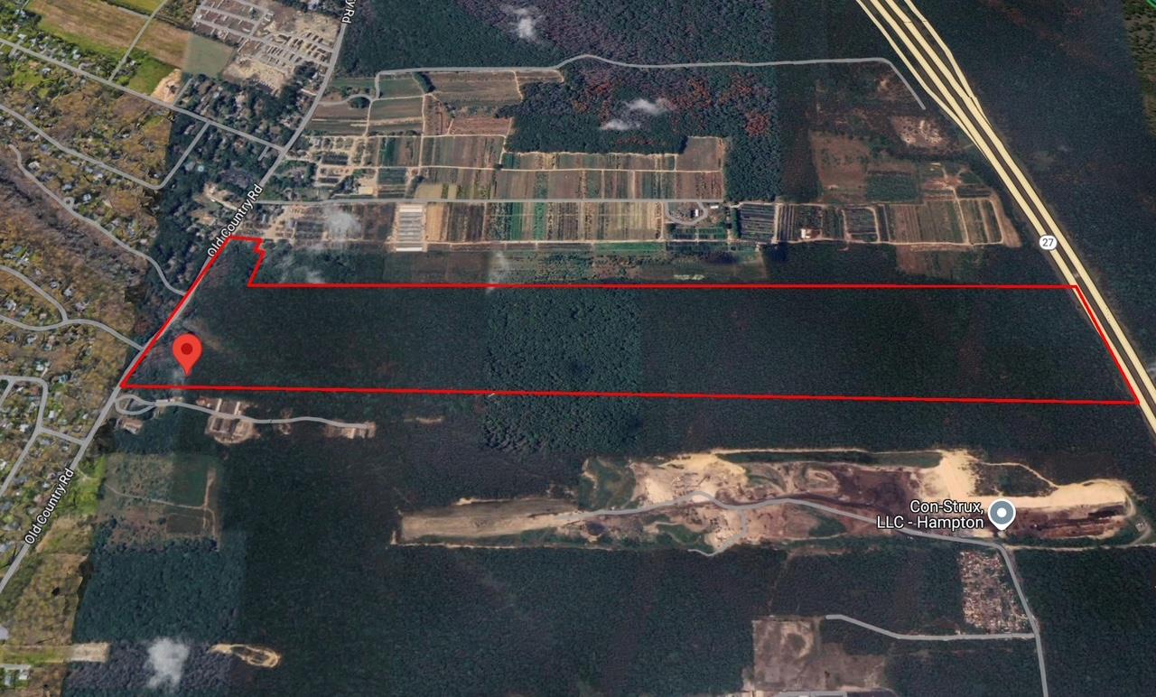 202-214 Old Country Road Eastport, NY 11941 - Photo 5 of 10 a view of water heater