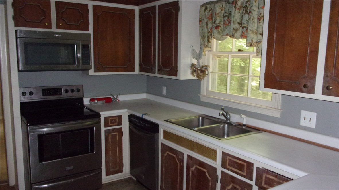 204 Edgemont Street Easley, SC 29642 - Photo 4 of 15 Gallery Image 4