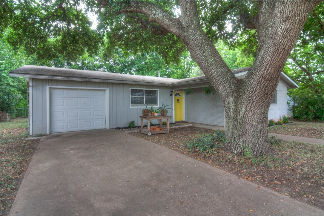 1113 Arthur Stiles Road Austin, TX 78721 - Photo 1 of 1 Gallery Image 1