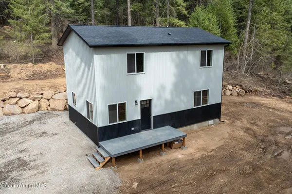 $395,000 | 181 Lakeview Drive, Blanchard, ID 83804