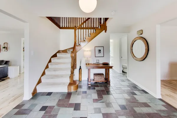 $725,000 | 5405 Silent Brook Lane, Rolling Meadows, IL 60008
