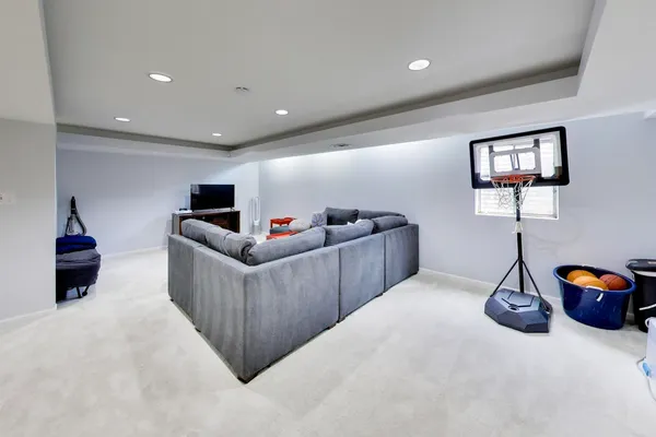 $725,000 | 5405 Silent Brook Lane, Rolling Meadows, IL 60008