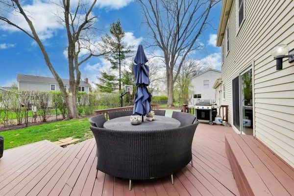 $725,000 | 5405 Silent Brook Lane, Rolling Meadows, IL 60008