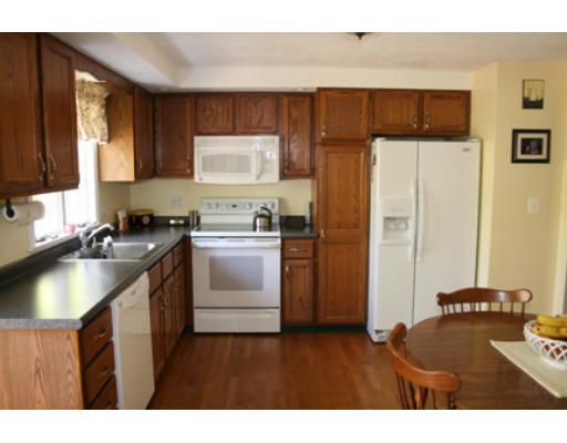 135 Boston Street Middleton, MA 01949 - Photo 5 of 13 Gallery Image 5