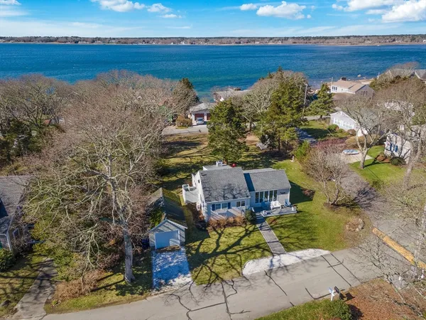 $1,395,000 | 56 East E Avenue, Marion, MA 02738