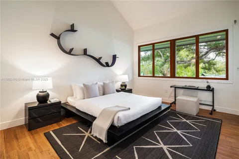 $12,949,000 | 5390 Banyan Drive, Coral Gables, FL 33156