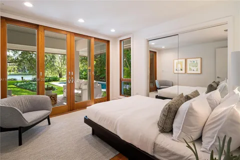 $12,949,000 | 5390 Banyan Drive, Coral Gables, FL 33156