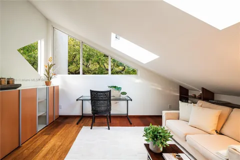 $12,949,000 | 5390 Banyan Drive, Coral Gables, FL 33156