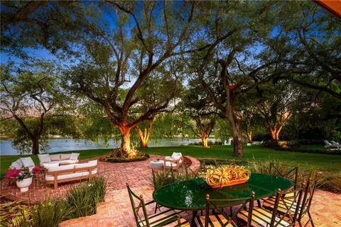 $12,949,000 | 5390 Banyan Drive, Coral Gables, FL 33156
