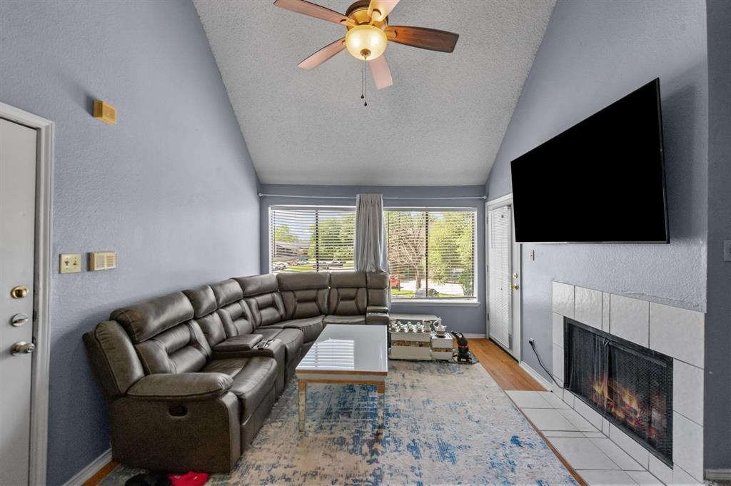 9815 Walnut Street, Unit 204 Dallas, TX 75243 - Photo 4 of 28