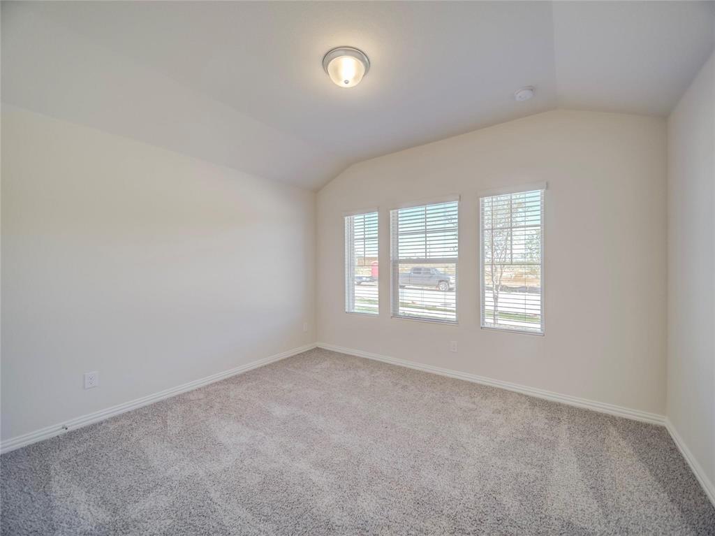 3405 Kingsgarden Road Denton, TX 76207 - Photo 16 of 37