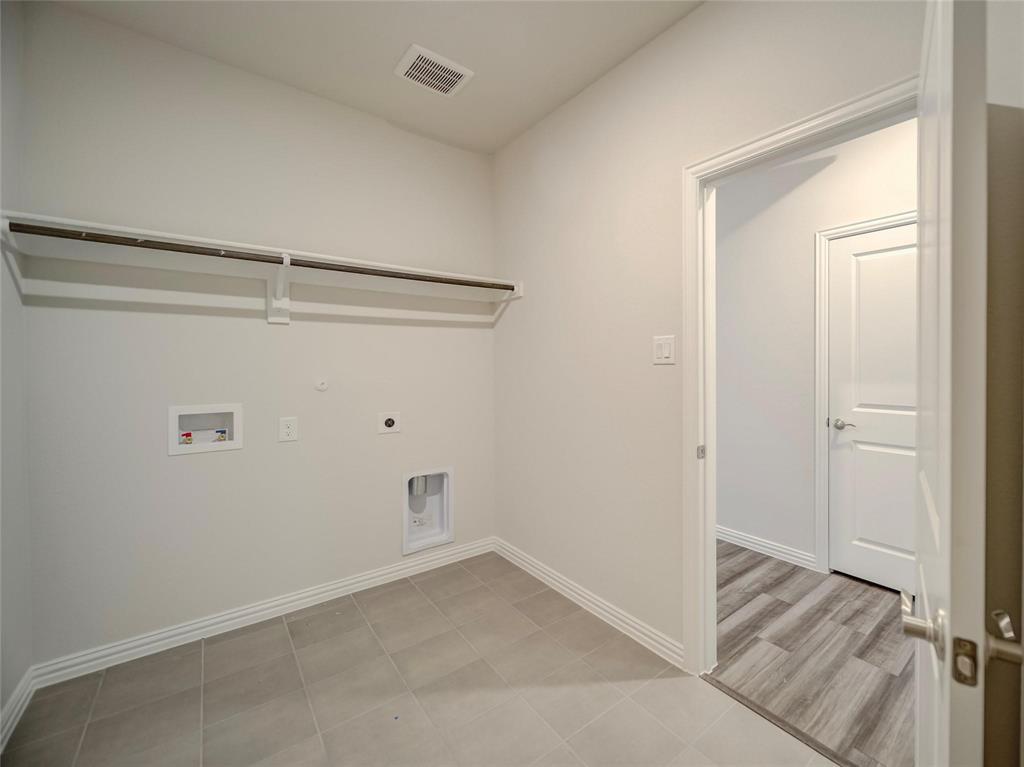 3405 Kingsgarden Road Denton, TX 76207 - Photo 24 of 37