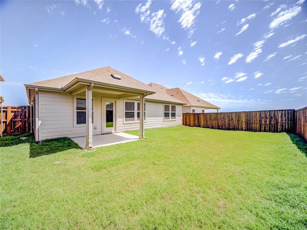 3405 Kingsgarden Road Denton, TX 76207 - Photo 27 of 37