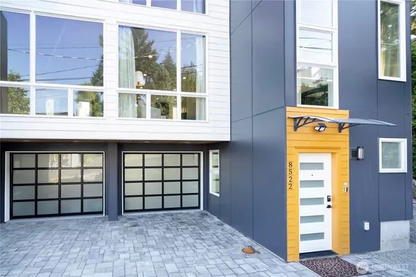 $960,000 | 8522 23rd Avenue Northeast, Seattle, WA 98115