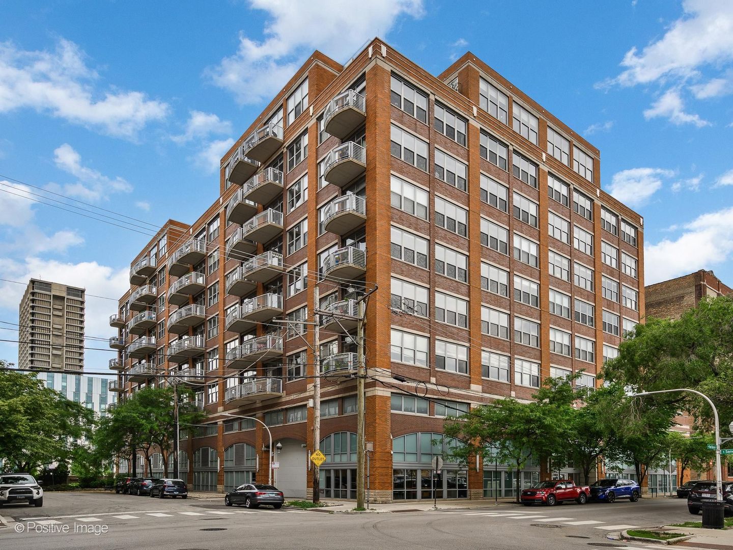 933 West Van Buren Street, Unit 823 Chicago, IL 60607 - Photo 1 of 24