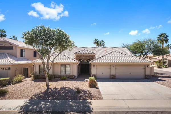 $824,900 | 3521 East Brookwood Court, Phoenix, AZ 85048