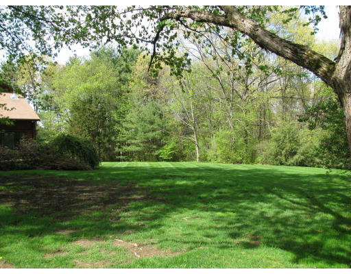 274 Hudson Road Stow, MA 01775 - Photo 18 of 24