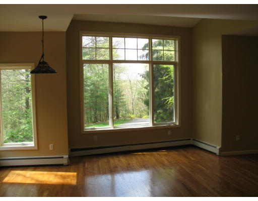 274 Hudson Road Stow, MA 01775 - Photo 8 of 24