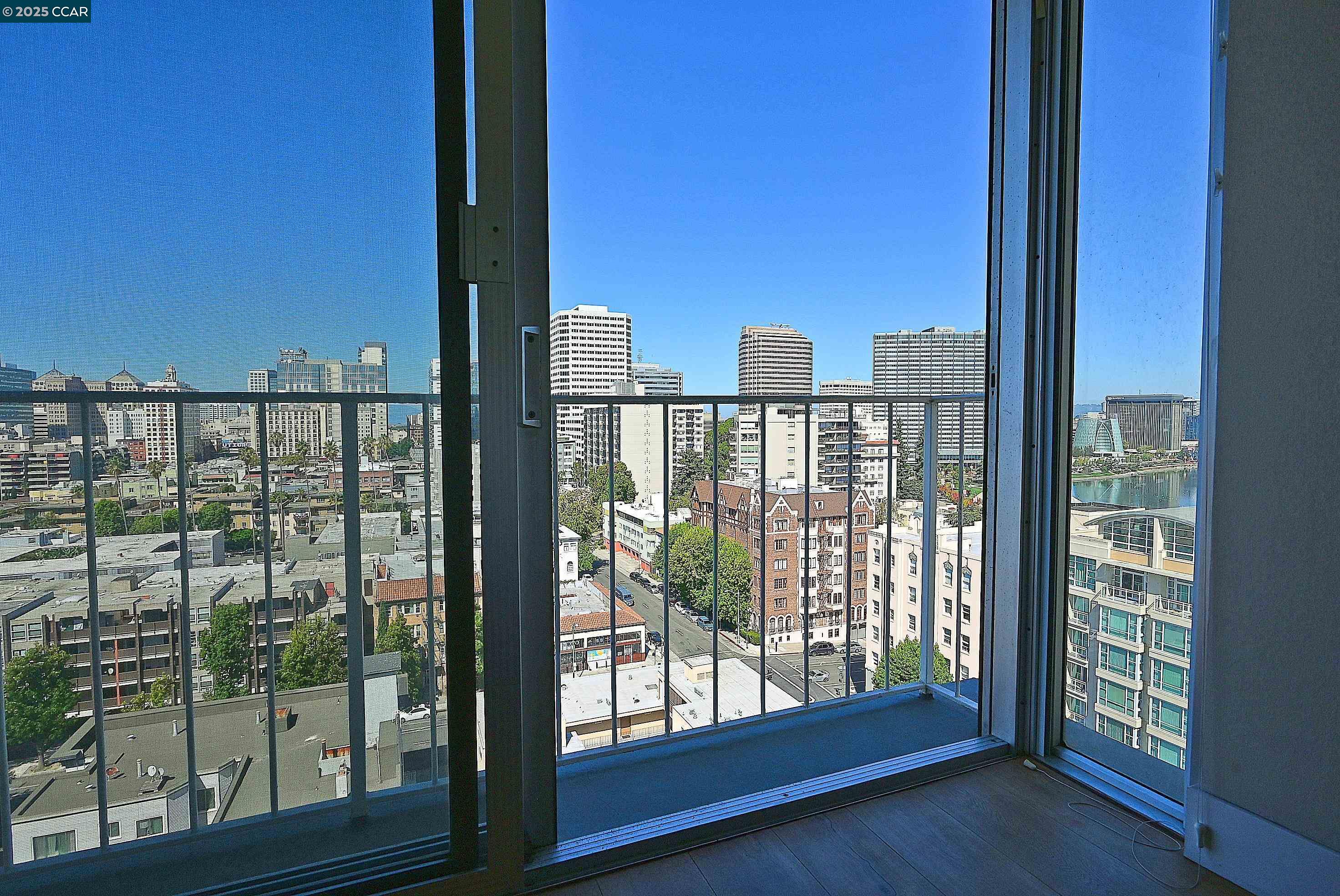 1555 Lakeside Drive, Unit 184 Oakland, CA 94612 - Photo 33 of 38