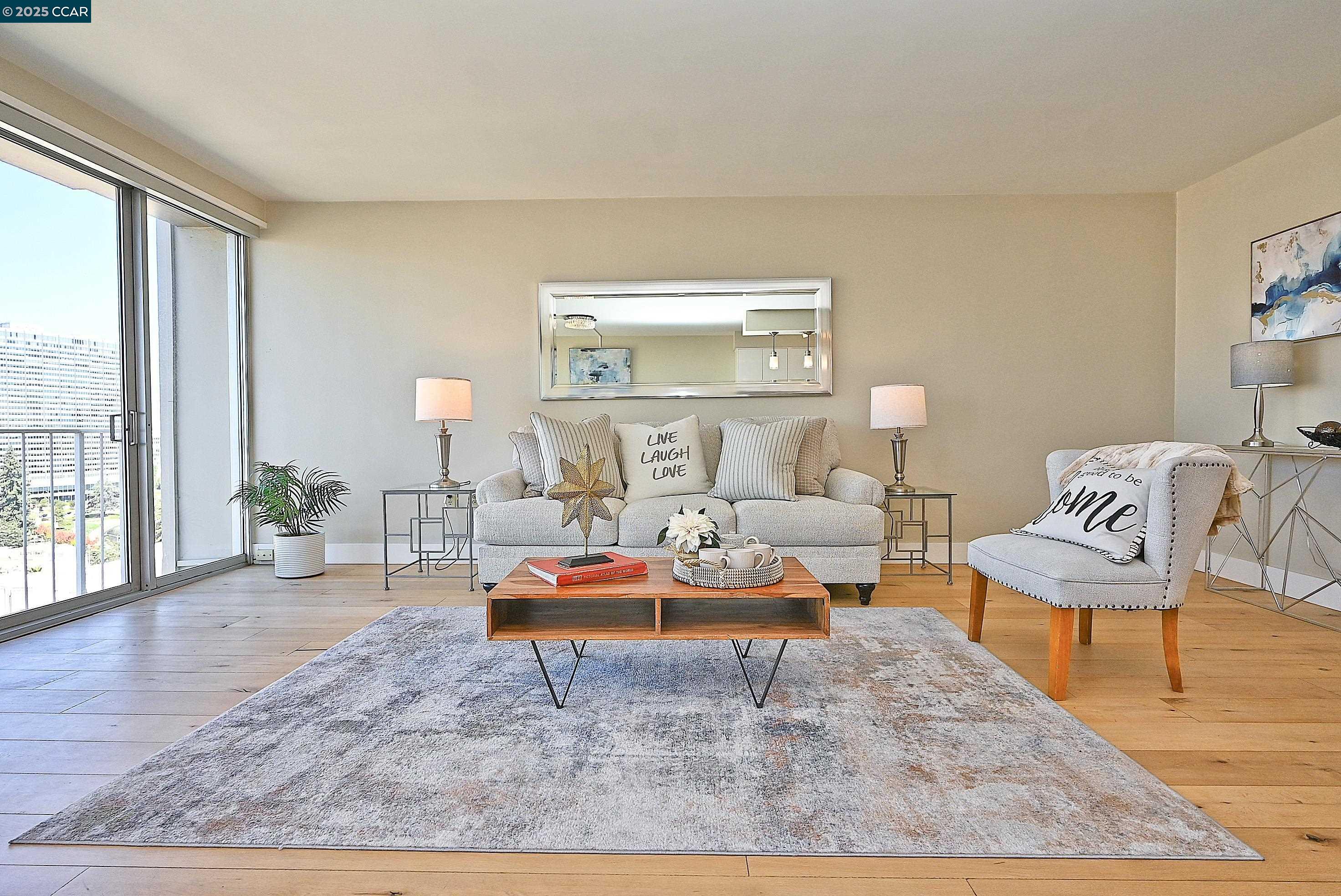 1555 Lakeside Drive, Unit 184 Oakland, CA 94612 - Photo 8 of 38