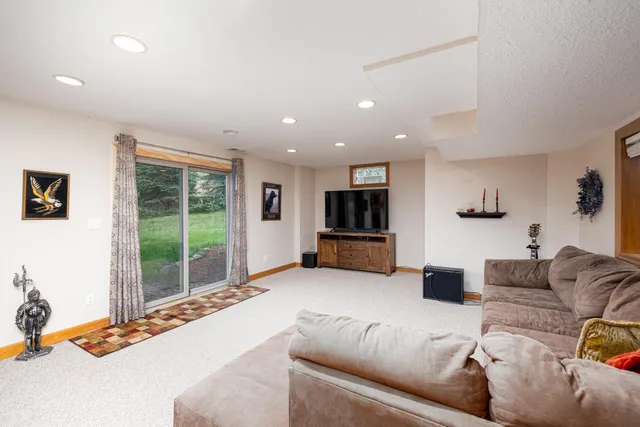 $650,000 | 3738 Cullen Road, Howell, MI 48855